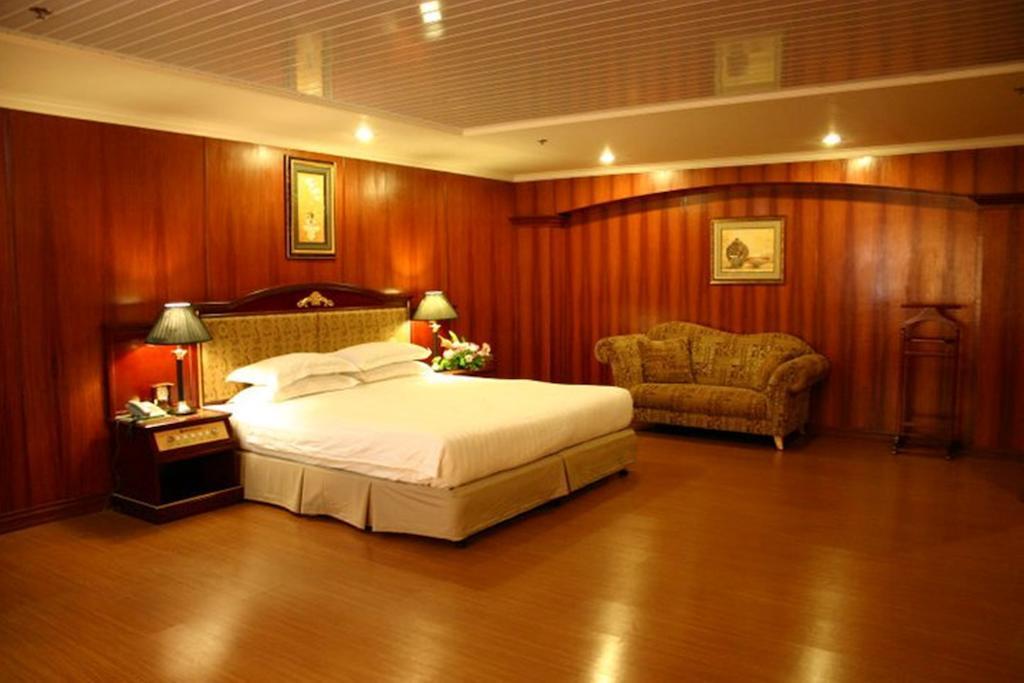 Grand Regal Hotel バコロ 部屋 写真